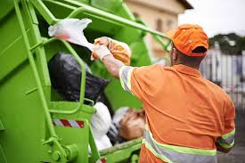 Best Commercial Junk Removal  in Brownstown, IN